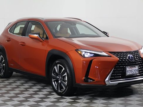 Certified 2020 Lexus UX 250h w/ Cold Area Package AWD/4WD image 3