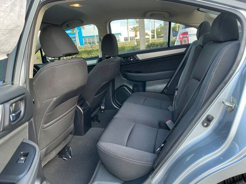 Used 2017 Subaru Legacy 2.5i Premium image 9