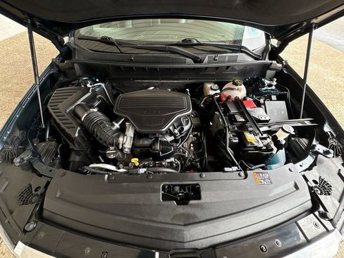 Certified 2025 Cadillac XT6 Premium Luxury image 31