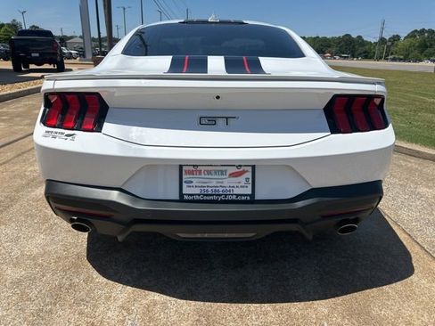 Used 2025 Ford Mustang GT Premium RWD image 8