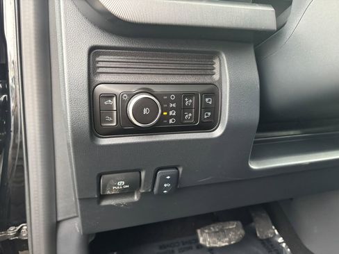 New 2026 Ford F250 Platinum image 24