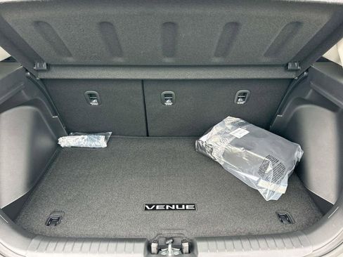 New 2026 Hyundai Venue SEL image 12