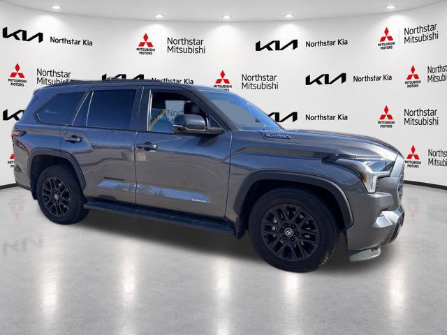 Used 2025 Toyota Sequoia Limited w/ Tow Technology Package AWD/4WD image 10