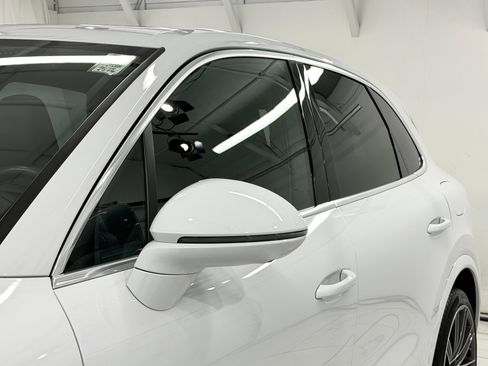 Certified 2023 Porsche Cayenne Turbo S image 19