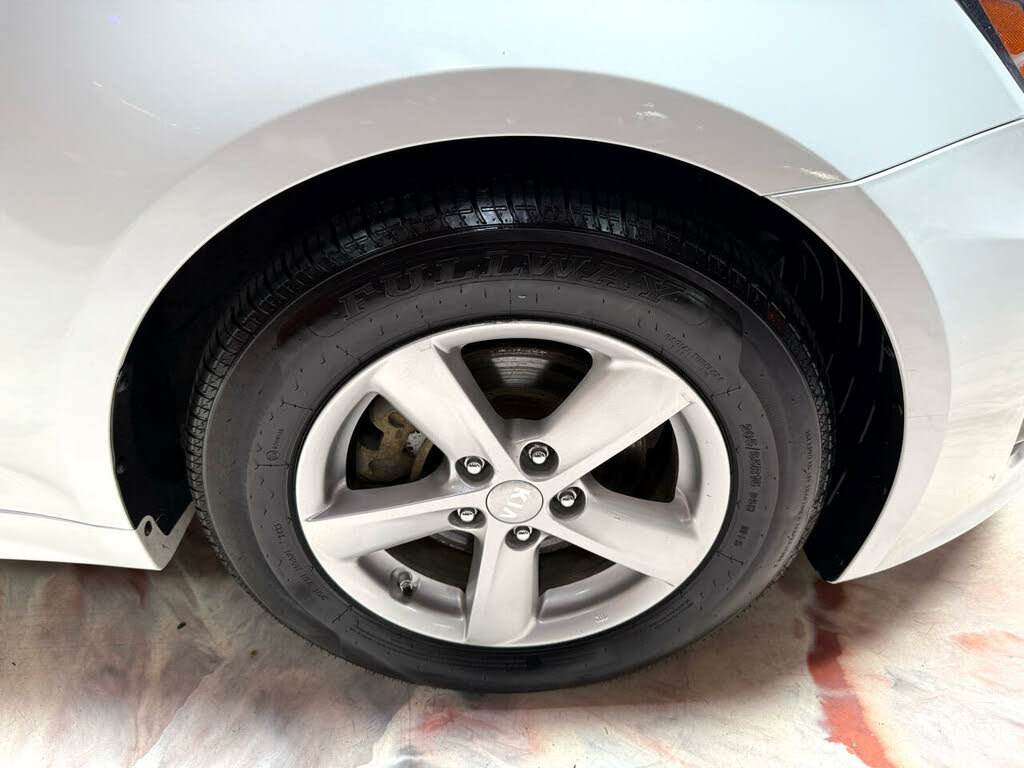 Used 2015 Kia Optima LX FWD image 36