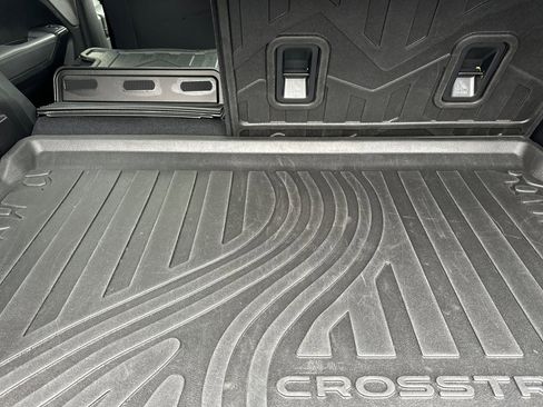 Used 2024 Subaru Crosstrek 2.0i Premium image 17