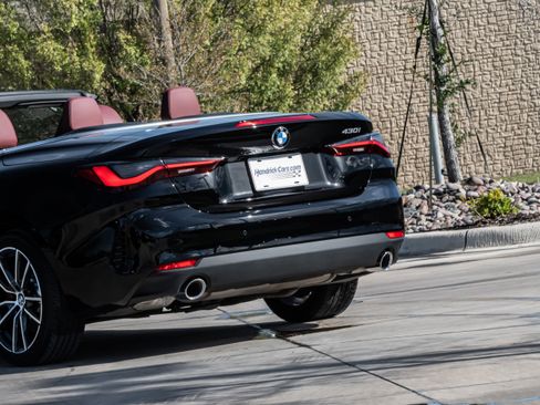 Certified 2023 BMW 430i Convertible w/ Premium Package image 8