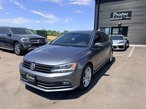Used 2015 Volkswagen Jetta TDI SEL FWD image 1