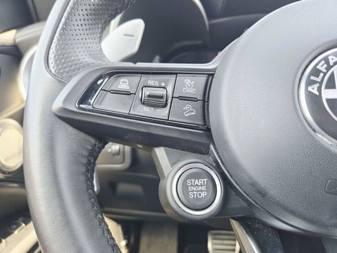 Used 2024 Alfa Romeo Stelvio Veloce AWD/4WD image 22