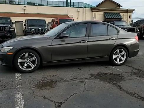 Used 2012 BMW 328i Sedan image 3