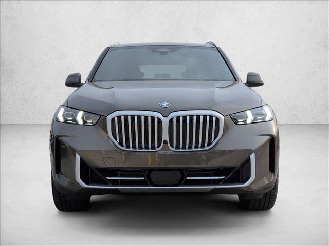Certified 2026 BMW X5 xDrive50e w/ Climate Comfort Package AWD/4WD image 6