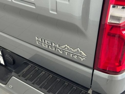 Certified 2025 Chevrolet Silverado 1500 High Country AWD/4WD image 47