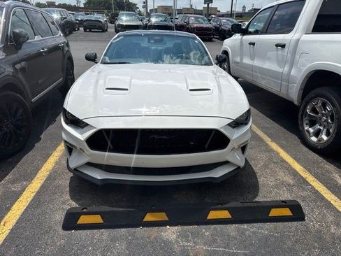 Used 2021 Ford Mustang GT Premium w/ Black Accent Package RWD image 2