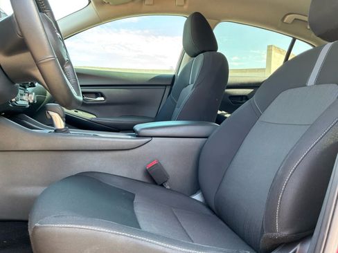 Used 2024 Nissan Sentra SV w/ All-Weather Package FWD image 18