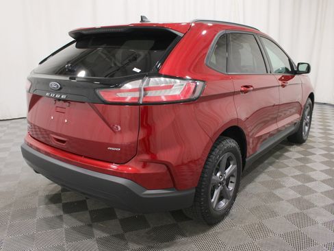 Used 2024 Ford Edge SEL w/ Sport Appearance Package AWD/4WD image 31