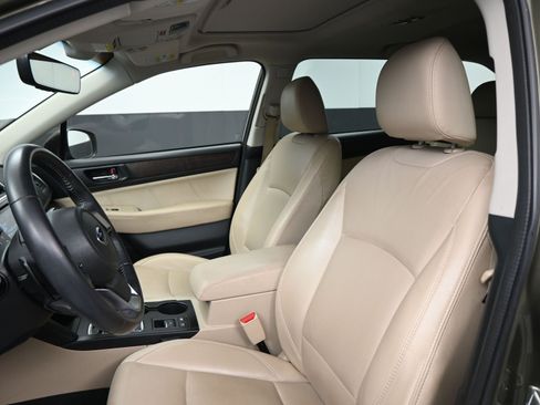 Used 2019 Subaru Outback 2.5i Limited image 17