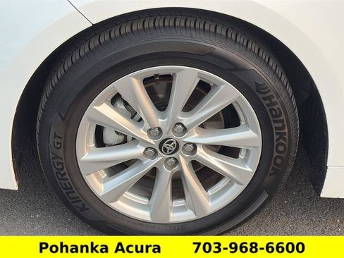 Used 2025 Toyota Corolla LE w/ LE Premium Package FWD image 25