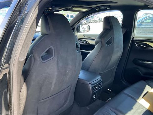 Used 2017 Cadillac ATS V w/ Luxury Package RWD image 12