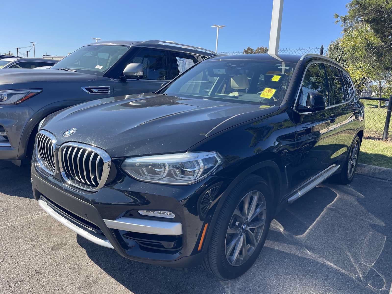 Used 2019 BMW X3 xDrive30i w/ Executive Package AWD/4WD image 3