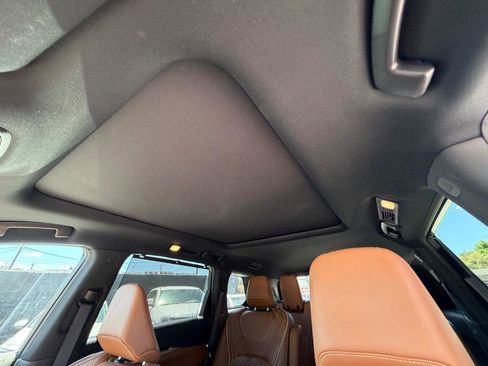 Used 2022 INFINITI QX60 Autograph w/ Cargo Package image 31