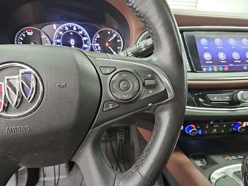 Used 2020 Buick Enclave Avenir w/ Avenir Technology Package FWD image 29
