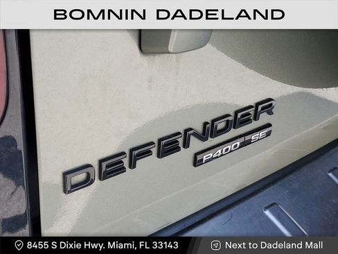 Used 2020 Land Rover Defender 110 SE image 6