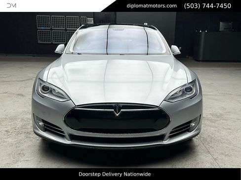 Used 2014 Tesla Model S image 11