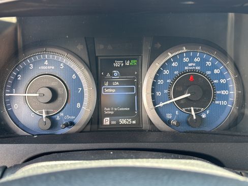 Used 2019 Toyota Sienna XLE w/ XLE Navigation Package AWD/4WD image 25