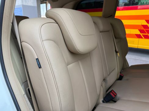 Used 2012 Mercedes-Benz GL 450 4MATIC image 22