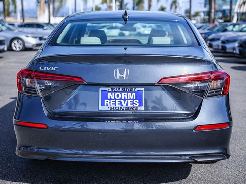 Used 2024 Honda Civic LX image 6