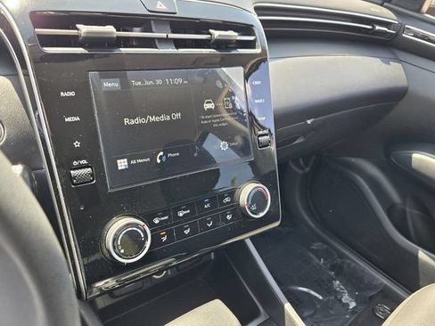 Used 2022 Hyundai Tucson SEL FWD image 21
