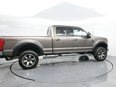 Used 2018 Ford F250 Lariat w/ Lariat Value Package image 8
