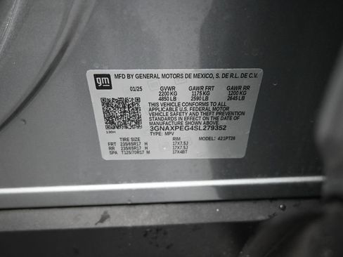 Used 2025 Chevrolet Equinox LT image 19