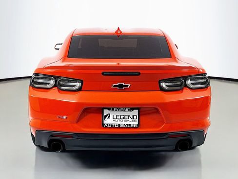 Used 2019 Chevrolet Camaro LT w/ RS Package image 8