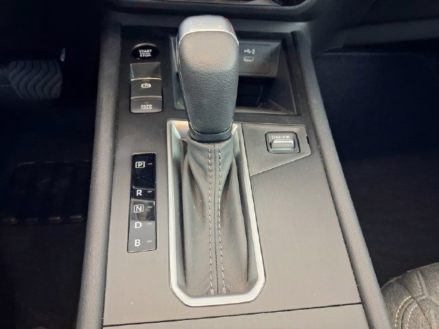 Used 2026 Nissan Kicks SV FWD image 23