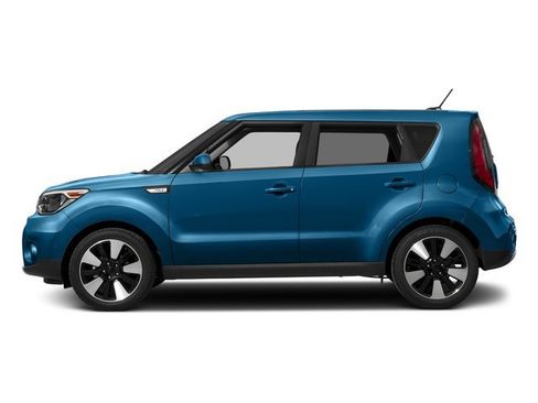 Used 2018 Kia Soul + FWD image 6