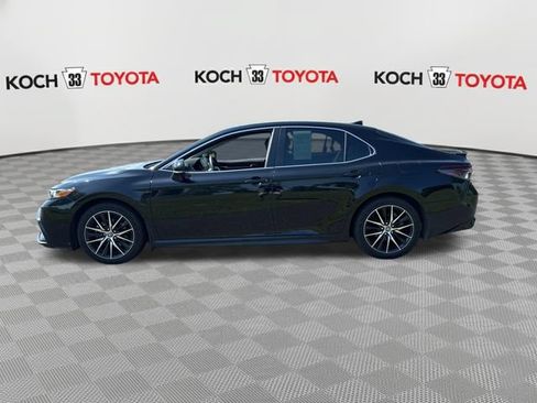 Used 2023 Toyota Camry SE w/ Cold Weather Package AWD/4WD image 4