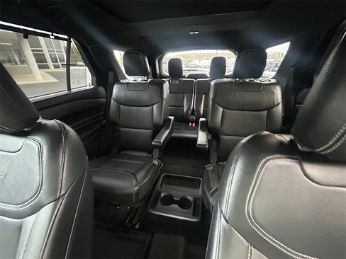 Used 2021 Ford Explorer ST w/ Equipment Group 401A image 24