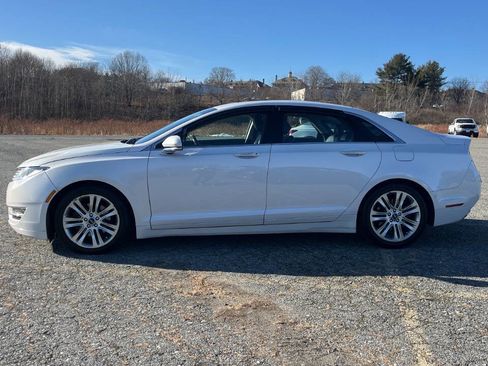 Used 2016 Lincoln MKZ AWD w/ Equipment Group 300A Reserve image 2
