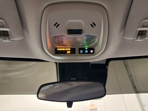 Used 2025 Chevrolet Trax ACTIV w/ Driver Confidence Package FWD image 22