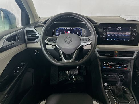 New 2026 Volkswagen Taos SEL image 22