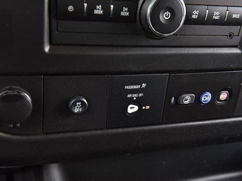 Used 2024 GMC Savana 2500 w/ Driver Convenience Package image 14