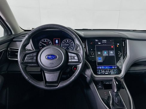 Used 2025 Subaru Outback Onyx Edition AWD/4WD image 17