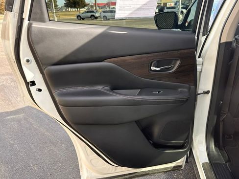 Used 2024 Nissan Murano Platinum w/ Cargo Package image 15