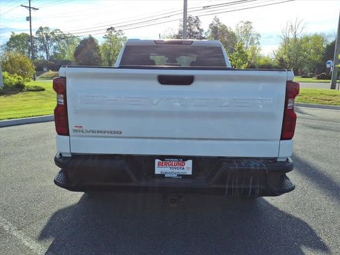 Used 2023 Chevrolet Silverado 1500 W/T w/ WT Value Package AWD/4WD image 11