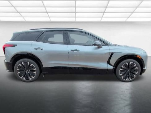 New 2026 Chevrolet Blazer EV RS w/ Super Cruise Package image 38