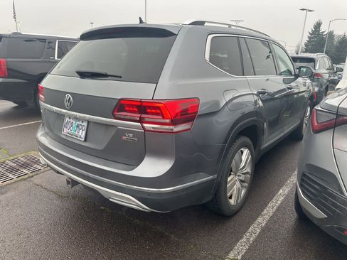 Used 2019 Volkswagen Atlas SEL Premium image 5