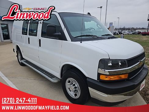 Used 2024 Chevrolet Express 2500 w/ Driver Convenience Package image 1