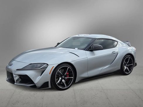 Certified 2021 Toyota Supra Premium w/ Driver Assist Package RWD image 4