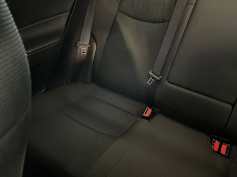 Used 2025 Toyota RAV4 LE image 39